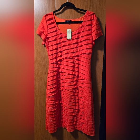 Max Edition Women's Dress - Picture 1 of 3
